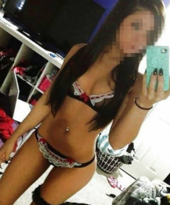 Юля, 21 год, 2 размер груди